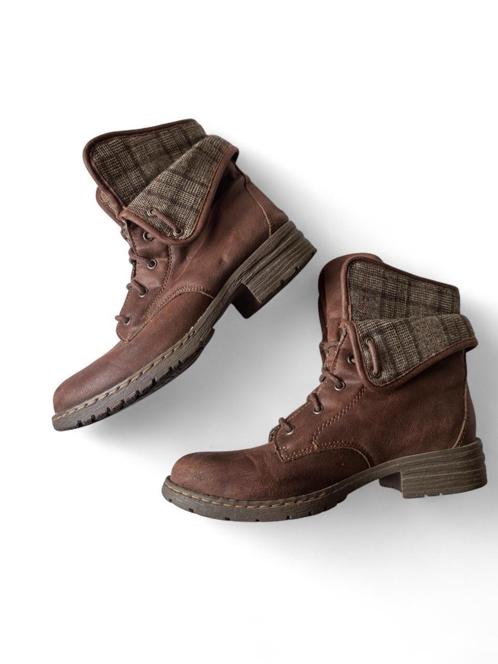 b.o.c. brown faux leather ankle boots with plaid trim Women 8 It’s Fall Ya’ll!